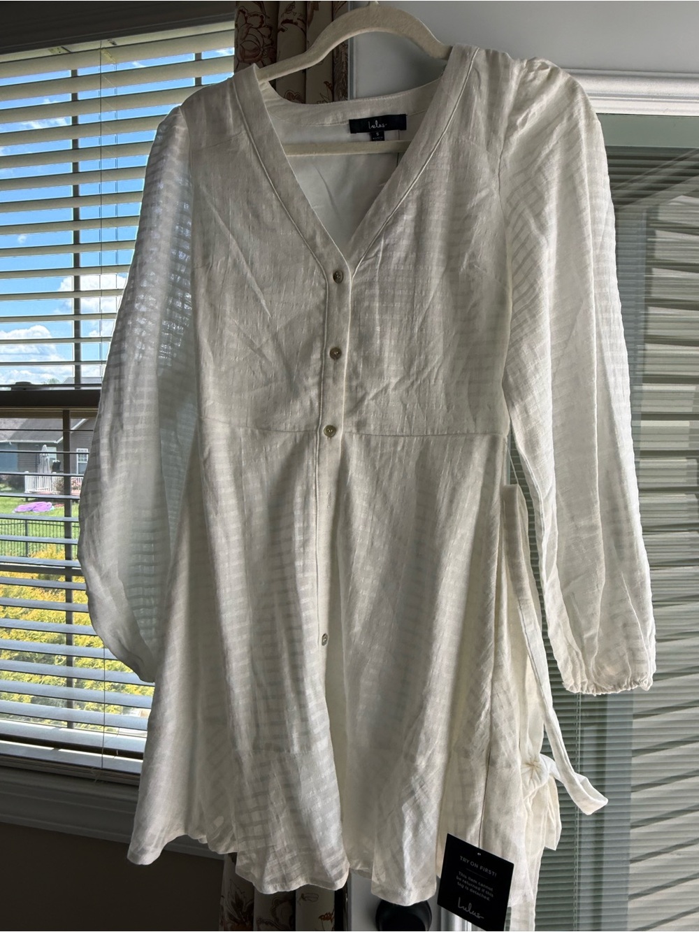 Lulu's Ivory V-Neck Button-Front Long Sleeve Tunic Dress